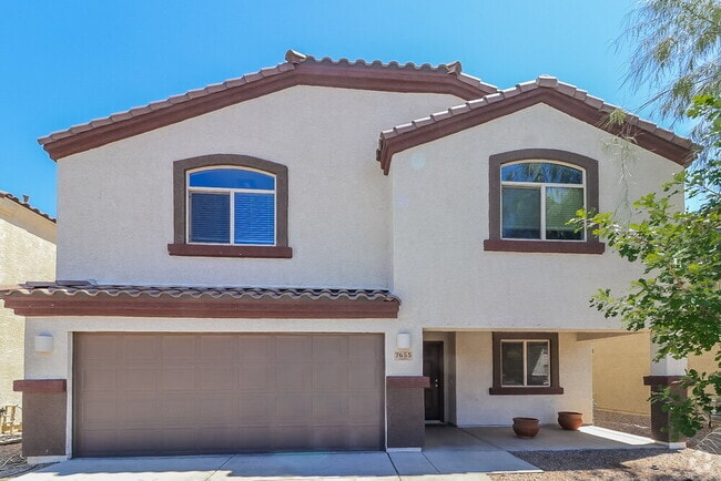 Building Photo - 7655 W Tight Line Dr