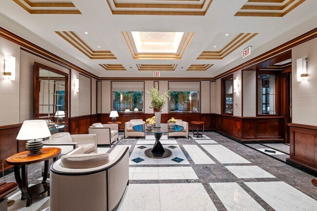 Foto del edificio - 132 E Delaware Pl