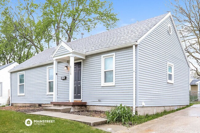 Building Photo - 8116 Grand Ave