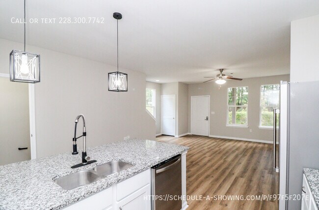 Foto del edificio - 473 Olive Branch Way