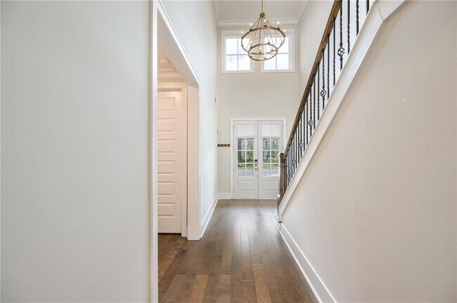 Building Photo - 513 Camden Hall Dr