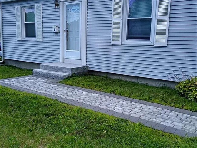 Foto del edificio - Still Available, Rush Now!