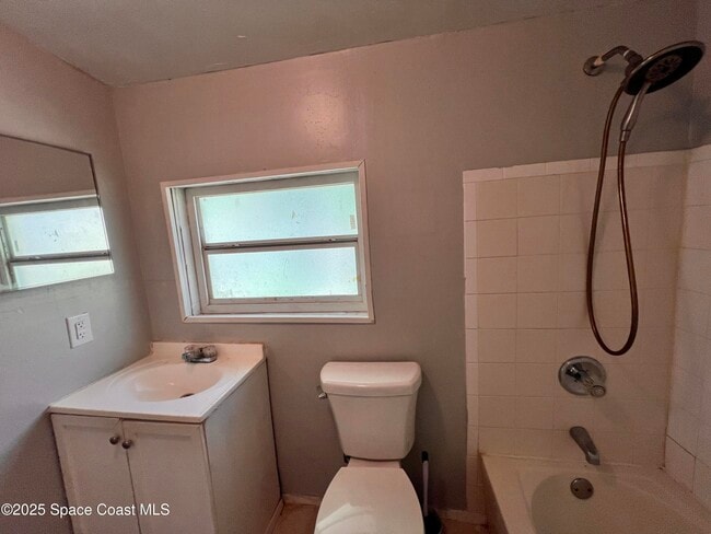 Building Photo - 420 Rock Pit Rd