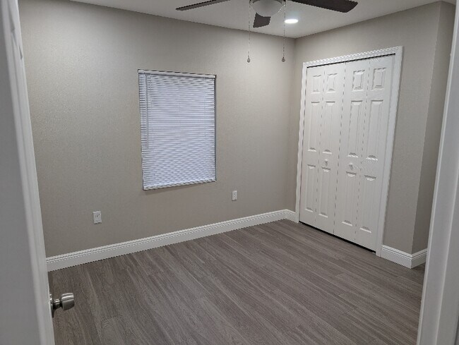 Foto del edificio - 3416 Phillips St
