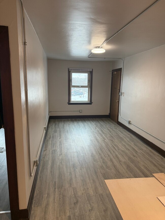 Building Photo - 814 Clinton St