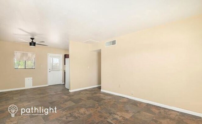 Building Photo - 4710 E Montecito Street, Tucson, AZ, 85711