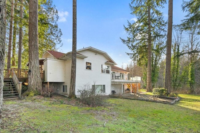 Building Photo - 20 E Dalby Rd