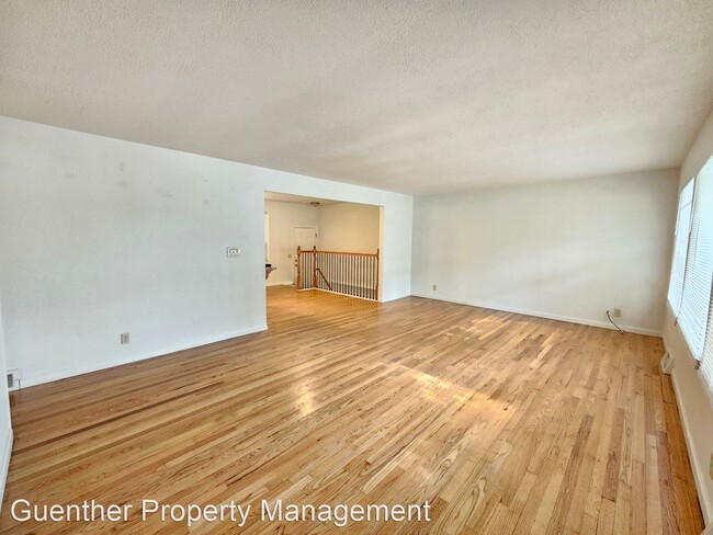 Building Photo - 2 br, 1 bath House - 13407 E. 5th Ave