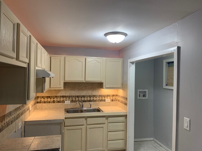 Foto del edificio - 2323 Marshalltown Ln