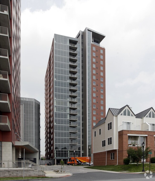 River Tower at Christina Landing Rentals Wilmington, DE