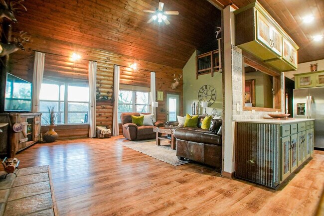 Foto del edificio - 3269 Dead Horse Mountain Rd