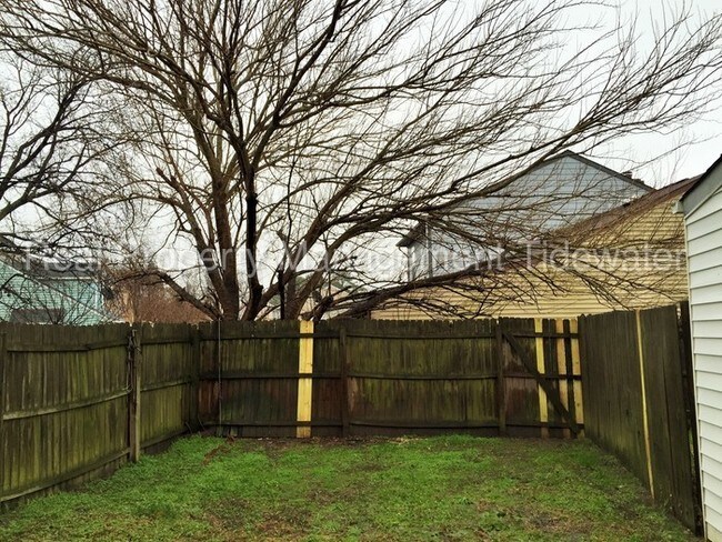 Building Photo - 719 Wolftrap Ln