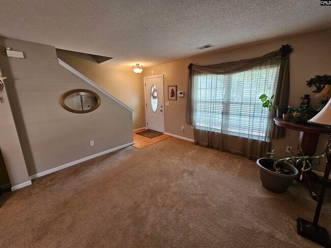 Building Photo - 131 Richmond Farm Cir