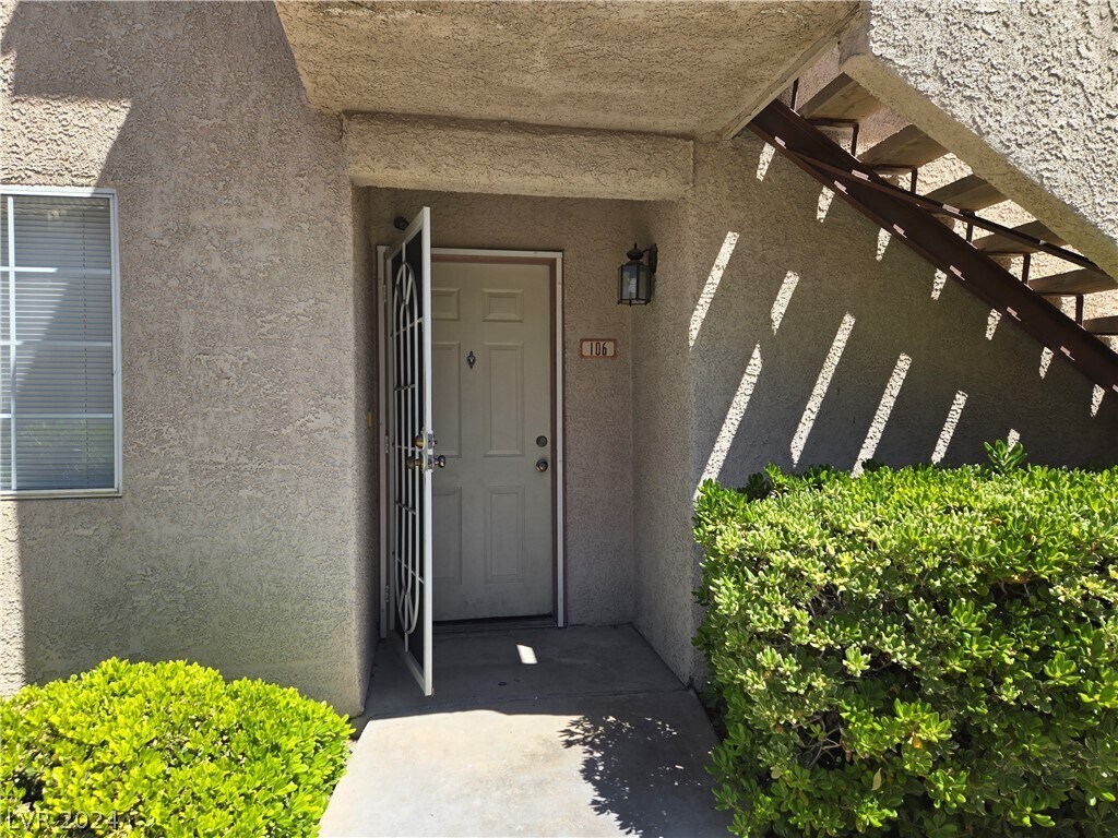 6500 W Lake Mead Blvd Unit 106, Las Vegas, NV 89108 Condo for Rent in