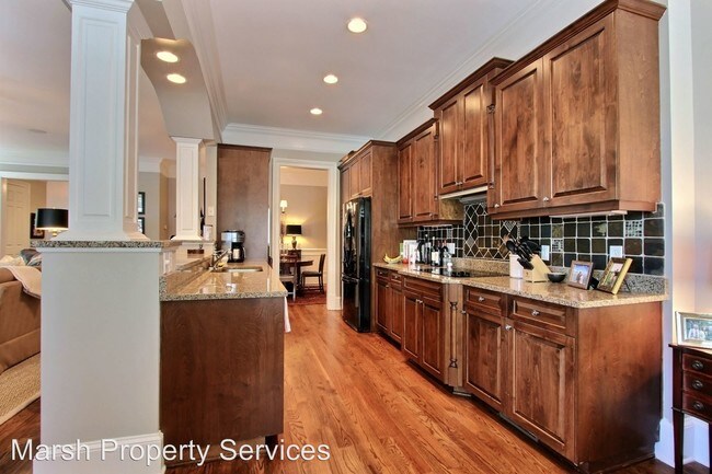 Foto del edificio - 36 Thatcher Ln