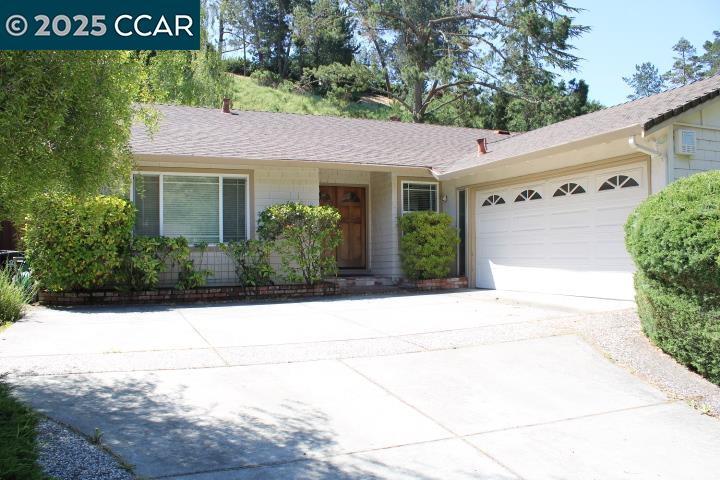 Foto principal - 2710 Doidge Ave