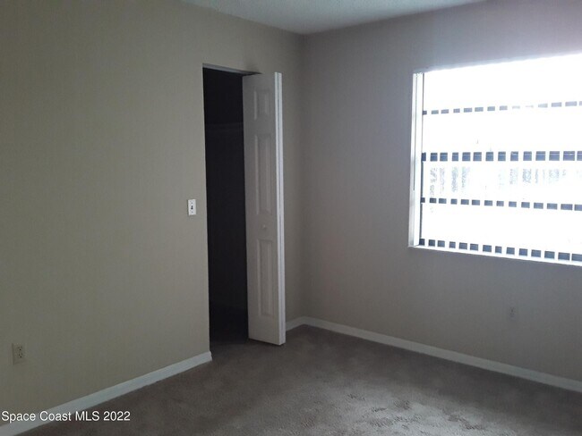 Foto del edificio - Ground floor corner unit