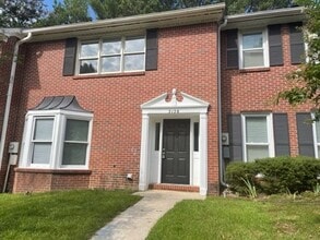 Building Photo - 2128 Montreat Dr