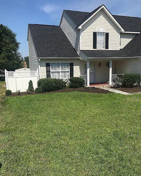 Primary Photo - 164 Appletree Ln