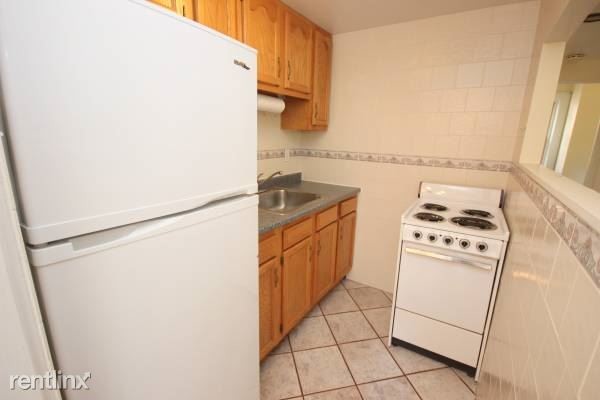 Foto del edificio - 221 N Dithridge St