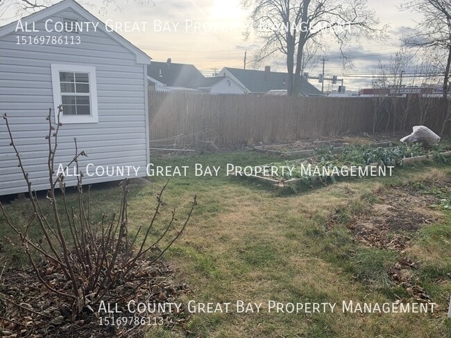 Photo - 3 Vernon St House