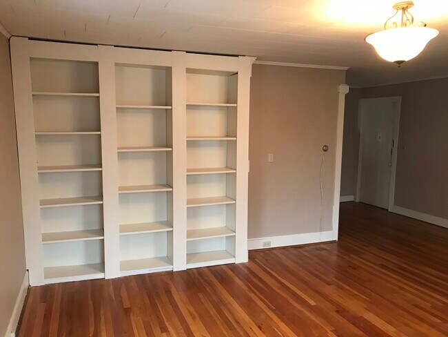 Built in bookshelf in living room - 30 Paige St