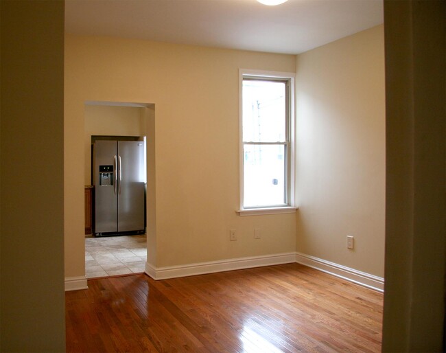 Dining Room - 170 42nd St