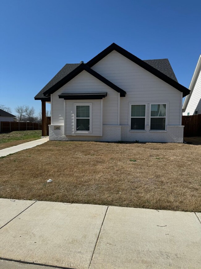 Building Photo - Darling 3/2 Home in Godley