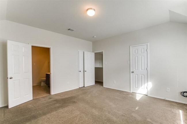 Foto del edificio - 6826 Whitbourne Meadow Ln