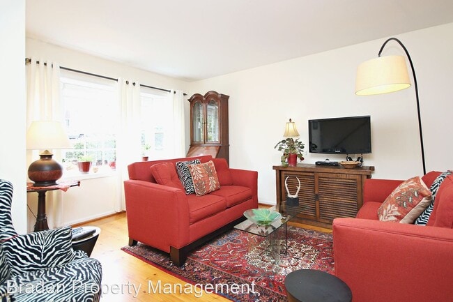 Building Photo - 3 br, 2.5 bath House - 57 Georgetown Green