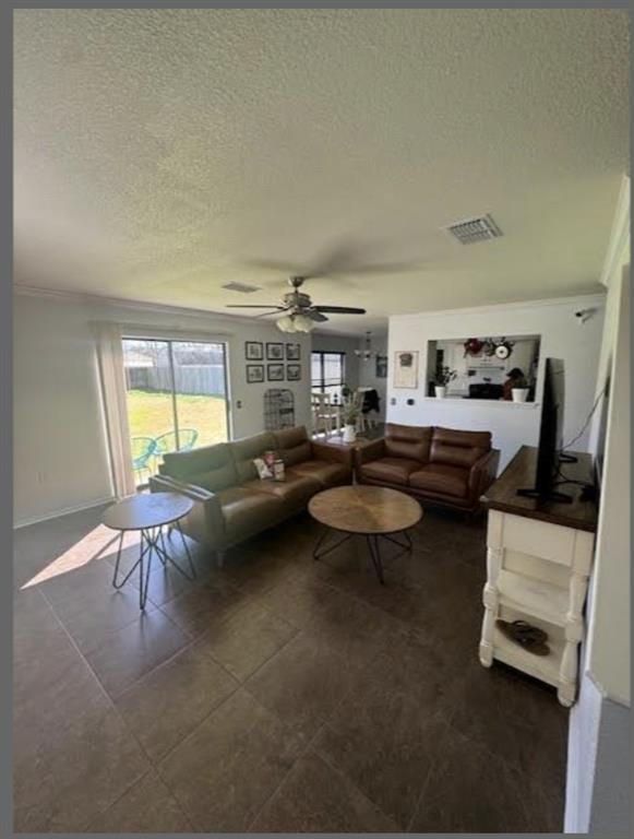 Foto del edificio - 7605 Marble Crest Dr