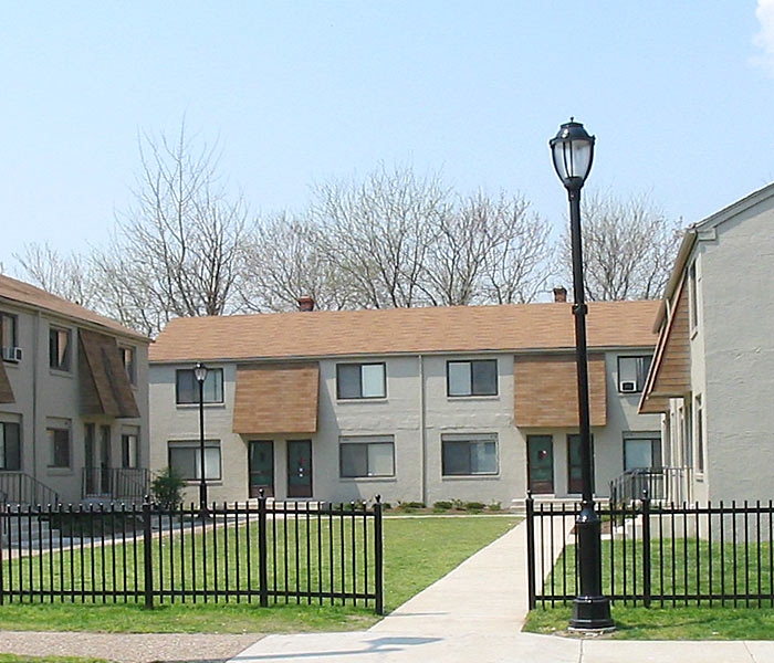 Primary Photo - Liberty Park Townhomes