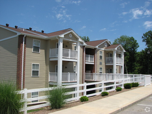 Summit Valley Apartments