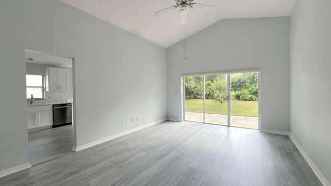 Building Photo - 3668 Becontree Pl
