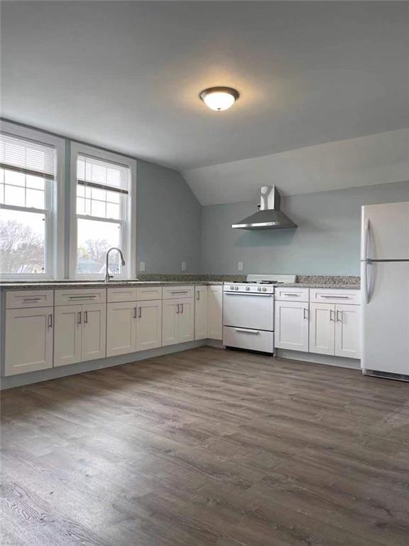 Building Photo - 278 Thayer St