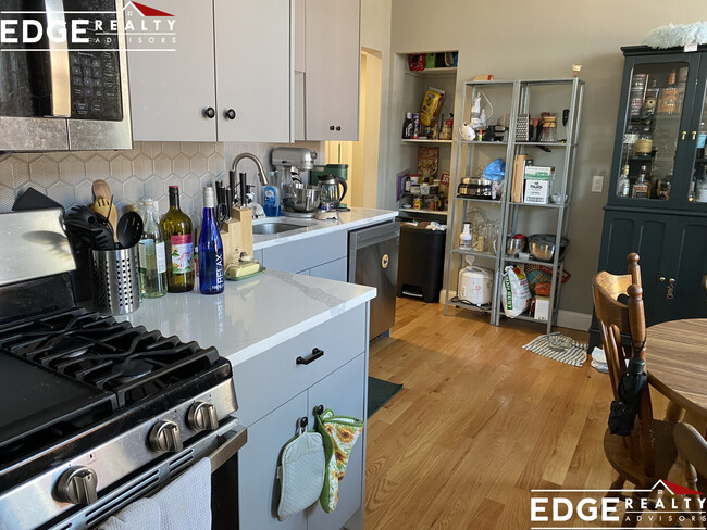 Photo - 1914 Beacon St Apartment