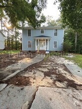 Building Photo - 113 Misty Oak Rd