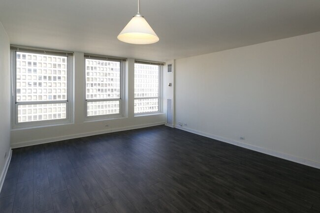 Interior Photo - Regents Park