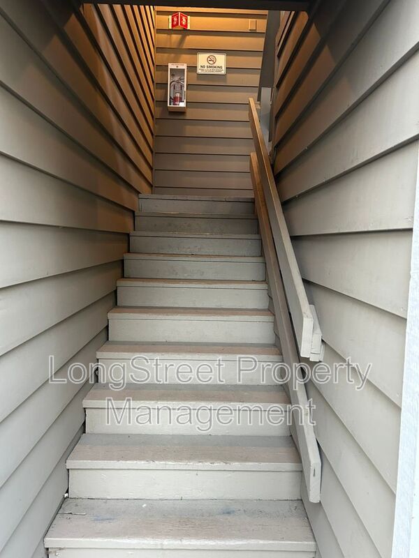 Foto del edificio - 11380 SW Greenburg Rd