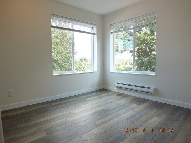 Foto del edificio - 12544 15th Ave NE