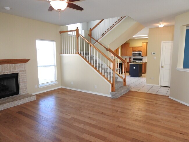 Building Photo - 2104 Bent Tree Ct