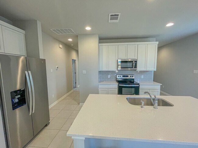 Foto del edificio - 465 Unforgiven Ln