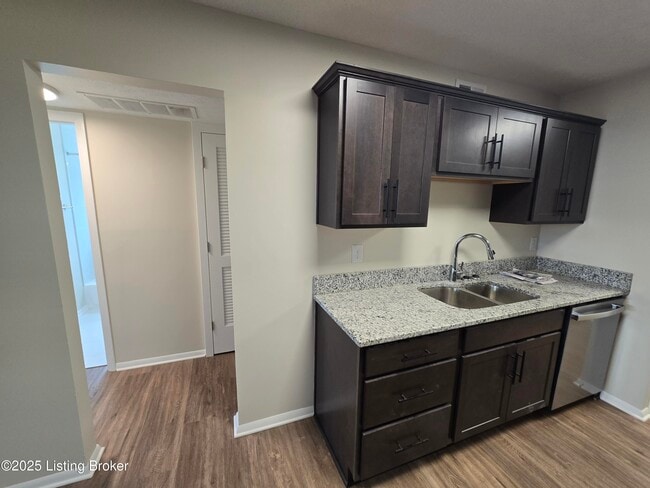 Building Photo - 9124 Kenlock Dr