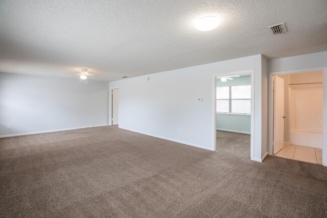 Building Photo - 5545 Playa Way