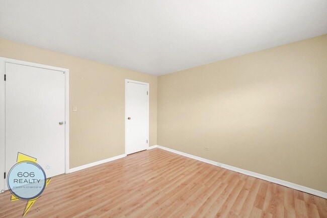 Building Photo - 1213 34th Ave