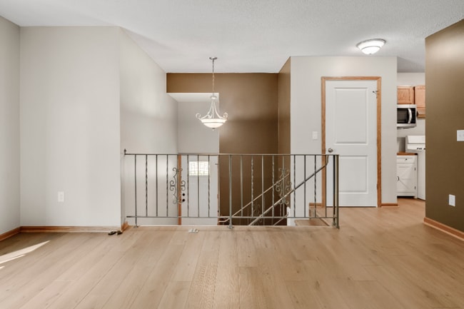 Building Photo - 13499 73rd Pl N