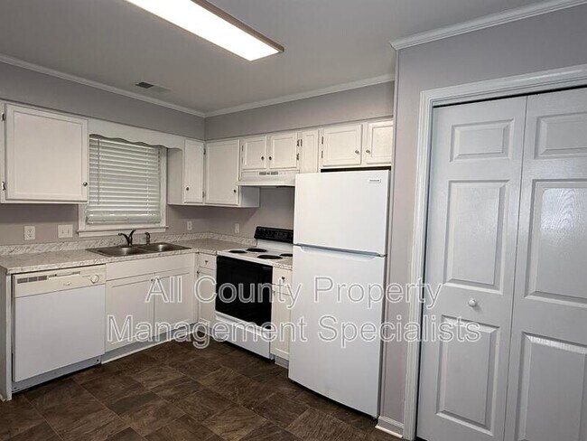 Foto del edificio - 1908 Greenoaks Rd