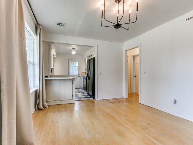 Foto del edificio - Charming 2 Bedroom Home in Oklahoma City