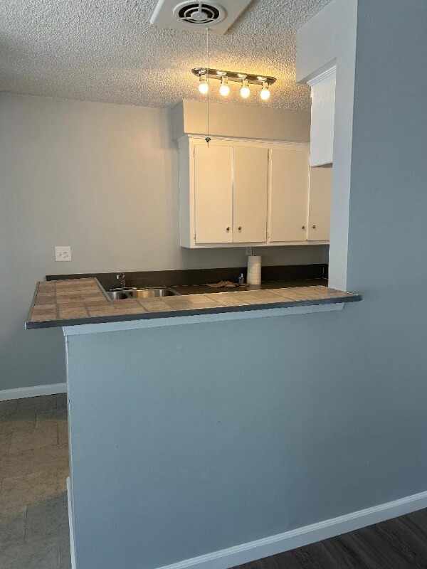 Foto del edificio - 2621 W Ramona Rd