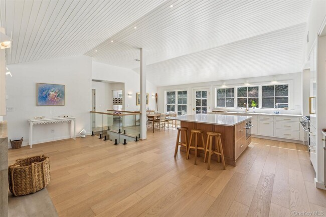 Foto del edificio - 25 Lamb Ave